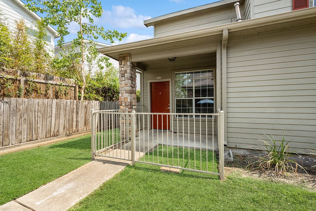 Fountains At Tidwell Apartments & The Enclave, 2303 W. Tidwell Rd